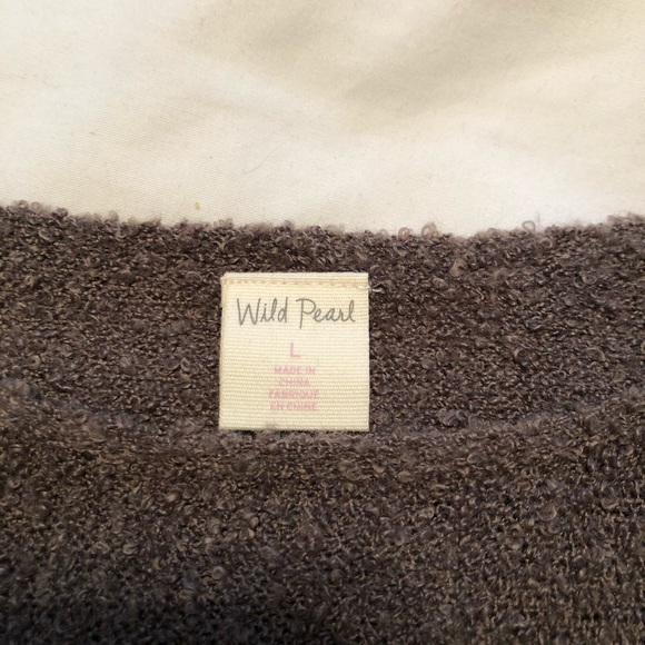 Nordstrom rack sweater with bell sleeve - Picture 3 of 3